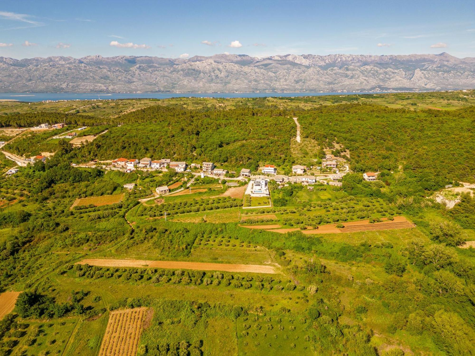 Villa Suton Zadarvillas Podvrsje Exterior foto